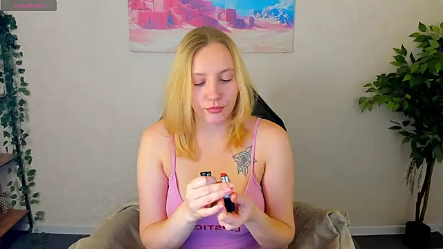 Anna Chelsea online show from April 23, 2026, 1:07 am