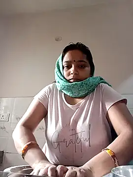 Trisha 71 online show from November 17, 2025, 3:45 am