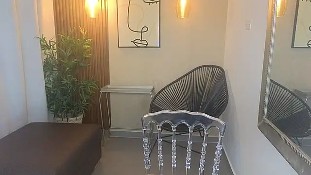 Lia Mar  online show from October 18, 2025, 6:08 pm