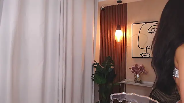 Lia Mar  online show from February 10, 2026, 6:23 pm