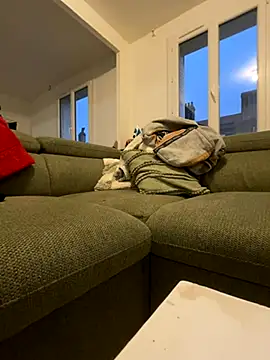 annacarlabgcam13 online show from December 3, 2025, 4:16 pm