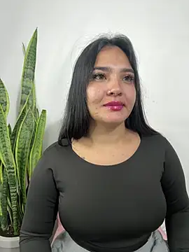Snapshot of meli__brown chatting on May 18, 2026, 4:07 am meli brown online show from May 18, 2026, 4:07 am