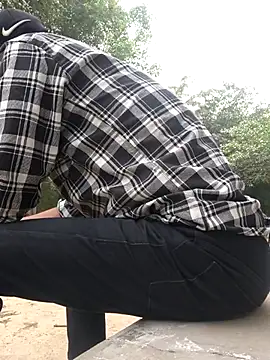 OmeningFurorji online show from October 28, 2025, 10:30 am