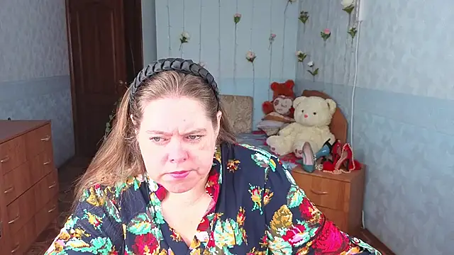 Audrey Aura online show from September 19, 2025, 5:09 am