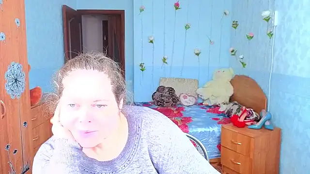 Audrey Aura online show from October 25, 2025, 5:59 am