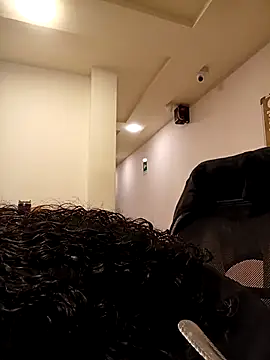 KITY HILL online show from April 18, 2026, 1:31 am