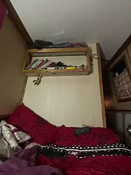 ladyboatlady online show from April 21, 2026, 8:44 pm