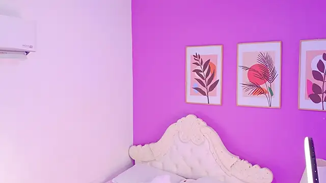 SamantaKane online show from March 27, 2026, 4:07 am