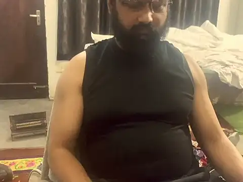 Snapshot of Dollseye chatting on March 5, 2026, 1:18 pm Dollseye online show from March 5, 2026, 1:18 pm