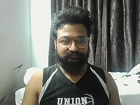 Dollseye online show from April 22, 2026, 5:36 pm