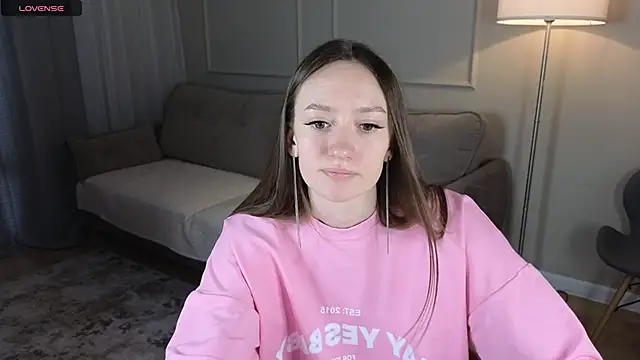 Snapshot of cutienaughtygirl chatting on May 11, 2026, 8:31 am cutienaughtygirl online show from May 11, 2026, 8:31 am