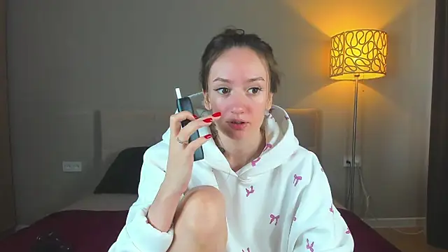 Snapshot of cutienaughtygirl chatting on May 16, 2026, 8:44 am cutienaughtygirl online show from May 16, 2026, 8:44 am