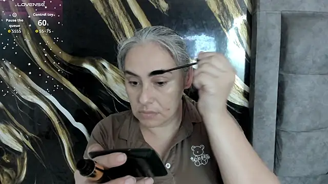 mature gold online show from November 14, 2025, 12:15 pm