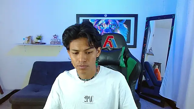 dreyk20 online show from November 11, 2025, 2:17 pm