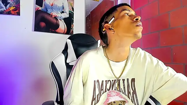 briamhoconor xh online show from March 22, 2026, 1:42 am