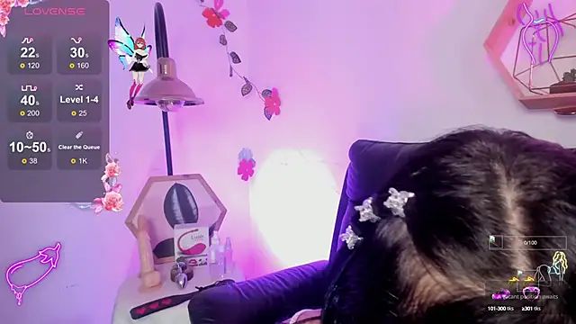 Snapshot of Hadid_Jimenez_ chatting on September 16, 2025, 7:59 pm Hadid Jimenez online show from September 16, 2025, 7:59 pm