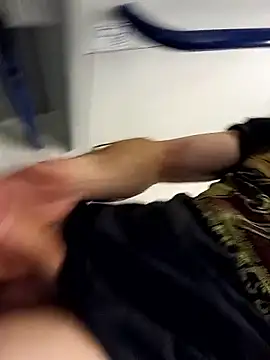 Snapshot of Radsj@xh chatting on March 12, 2026, 4:35 pm Radsjxh online show from March 12, 2026, 4:35 pm