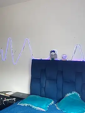 Tattoboy19cm online show from September 19, 2025, 5:24 pm