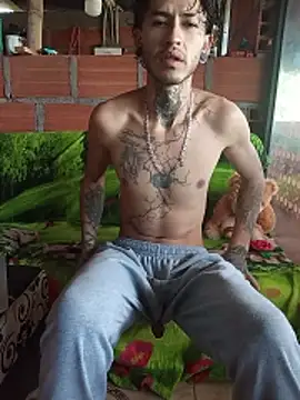 Tattoboy19cm online show from April 21, 2026, 2:12 pm