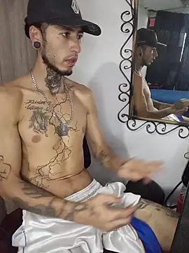 Tattoboy19cm online show from May 19, 2026, 10:38 pm
