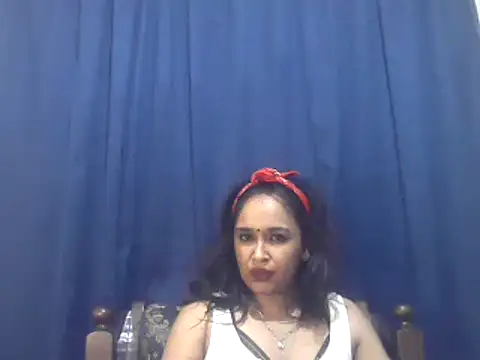 cute indianxo online show from November 3, 2025, 5:36 pm