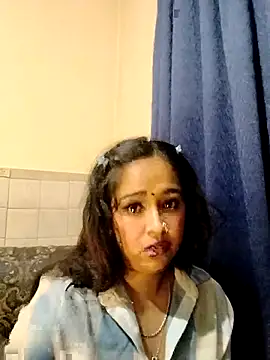 cute indianxo online show from April 23, 2026, 5:59 pm