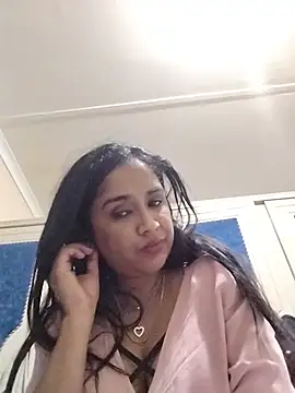 Snapshot of cute_indianxo chatting on July 13, 2026, 7:49 pm cute indianxo online show from July 13, 2026, 7:49 pm