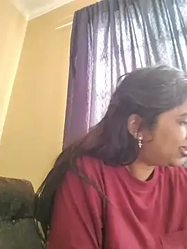 Snapshot of cute_indianxo chatting on July 15, 2026, 9:47 am cute indianxo online show from July 15, 2026, 9:47 am
