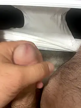 Heros2000 online show from September 30, 2025, 10:48 pm