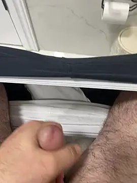 Heros2000 online show from April 2, 2026, 8:01 am