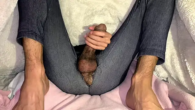 Snapshot of BouncySubsidy chatting on January 13, 2026, 3:06 pm BouncySubsidy online show from January 13, 2026, 3:06 pm