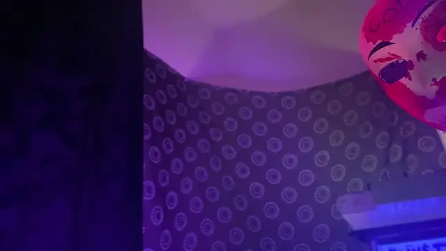 DjDiCKmannOnE online show from June 20, 2026, 2:03 am