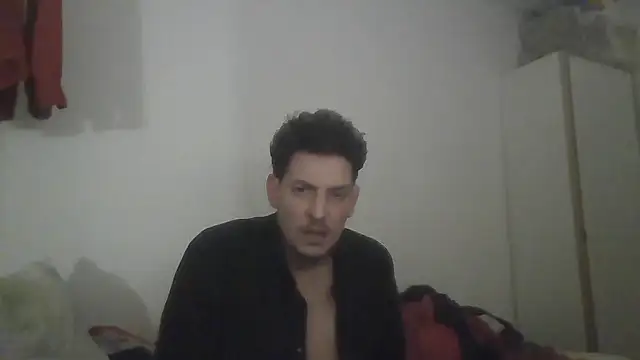 ARTANIS20 online show from January 14, 2026, 11:42 pm