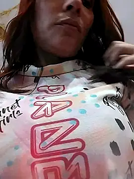 dyjaA online show from September 27, 2025, 2:44 pm