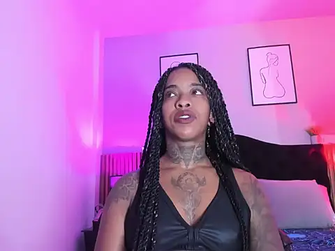 Pauline Fox online show from April 18, 2026, 2:26 am