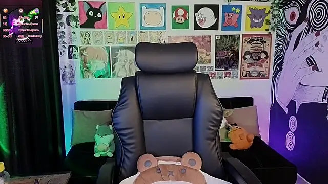 Snapshot of Yuhwan_ chatting on November 16, 2025, 9:20 pm Yuhwan online show from November 16, 2025, 9:20 pm