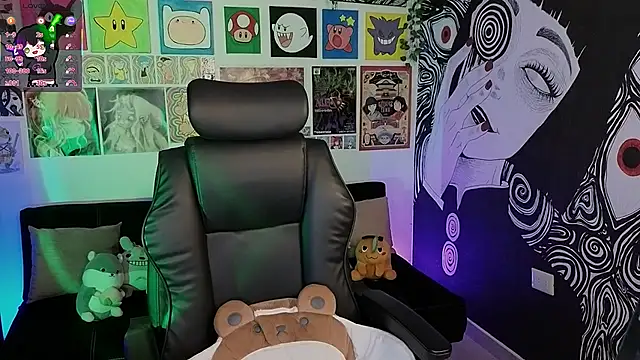 Snapshot of Yuhwan_ chatting on November 18, 2025, 10:47 pm Yuhwan online show from November 18, 2025, 10:47 pm