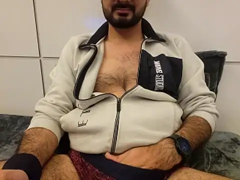 mlove902 online show from December 21, 2025, 7:43 pm