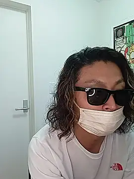 specialz0831 online show from October 27, 2025, 3:32 am