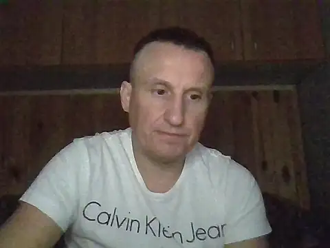 Maksymilian1 online show from November 29, 2025, 3:26 pm