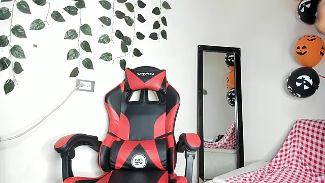 axel rousse2 online show from November 8, 2025, 11:14 pm