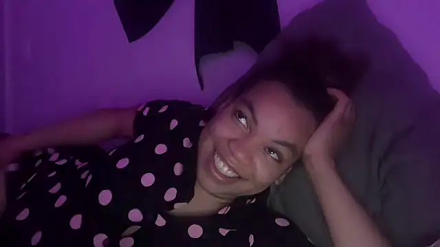 zahrabliss online show from October 1, 2025, 1:44 am