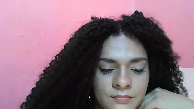 Cachinhospreto online show from November 17, 2025, 5:41 pm