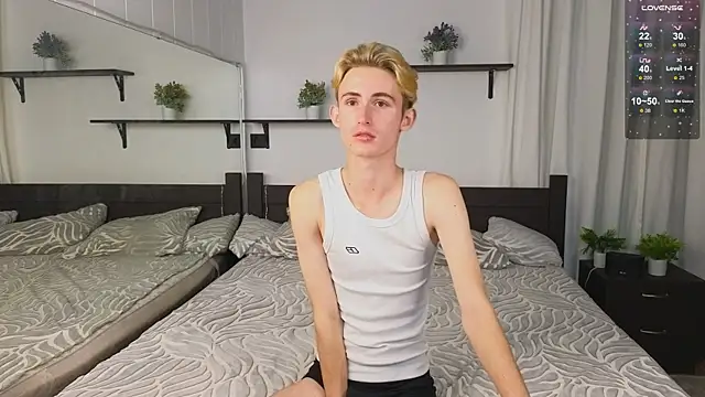 tommy XXX online show from September 17, 2025, 3:57 pm