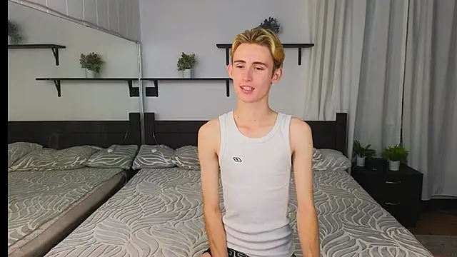 tommy XXX online show from September 23, 2025, 6:00 pm