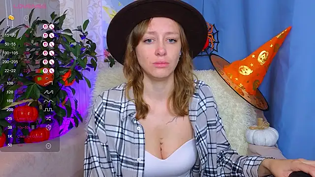 evashiny  online show from October 31, 2025, 2:56 am