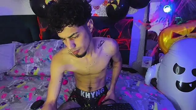 Chris Angel  online show from November 1, 2025, 12:51 pm