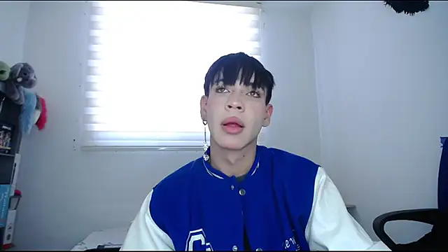 lucky stricke online show from October 2, 2025, 8:05 pm