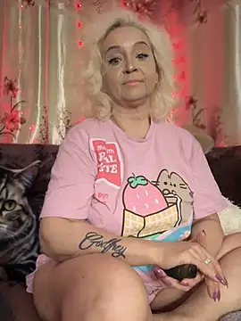 SquirtMilf00 online show from January 29, 2025, 1:16 am