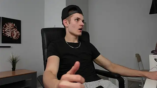 Mark Karson online show from September 20, 2025, 12:50 pm